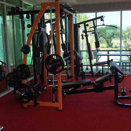 Nakhonratchasima Por-Ho Boutique Hotel מראה חיצוני תמונה