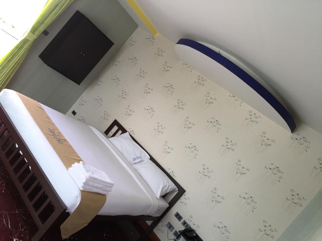 Nakhonratchasima Por-Ho Boutique Hotel חדר תמונה
