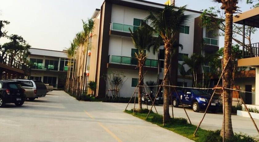 Nakhonratchasima Por-Ho Boutique Hotel מראה חיצוני תמונה