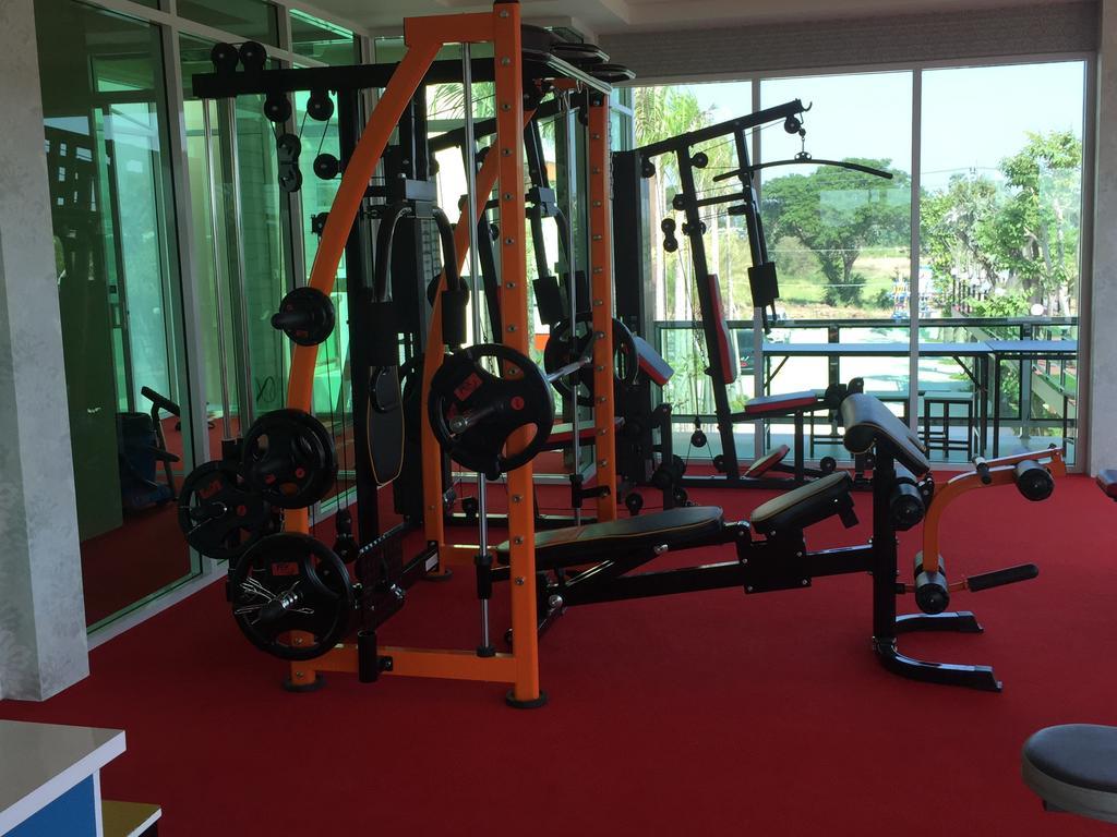 Nakhonratchasima Por-Ho Boutique Hotel מראה חיצוני תמונה