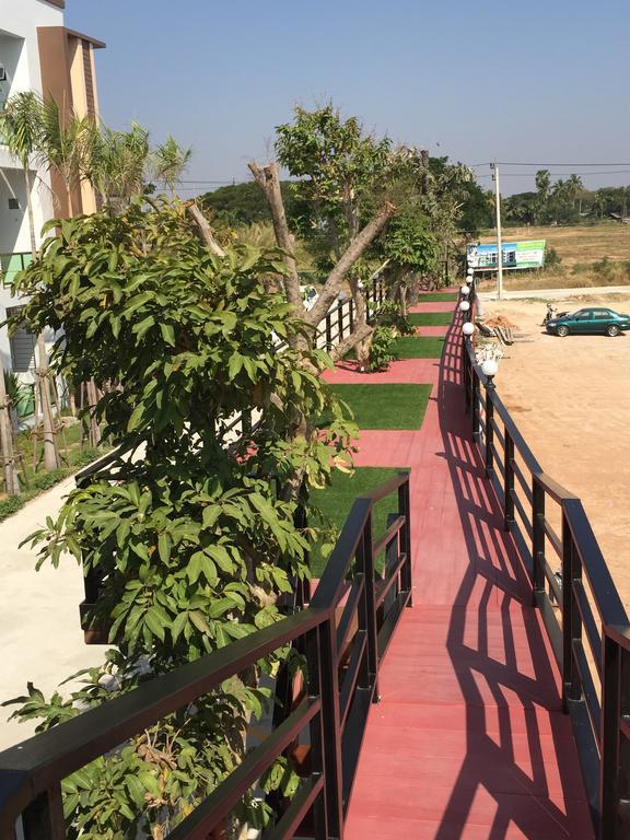 Nakhonratchasima Por-Ho Boutique Hotel מראה חיצוני תמונה